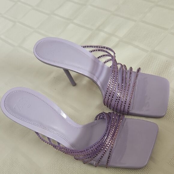 Zara Women's Purple Strappy Heels - Picture 10 of 16
